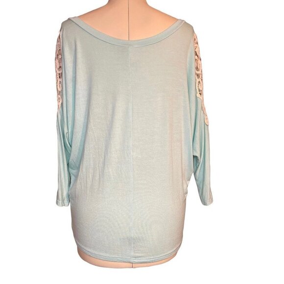 Women's Mint Green & Ivory Lace Pullover Top Size Small Dolman Sleeves Stretch - Picture 4 of 9